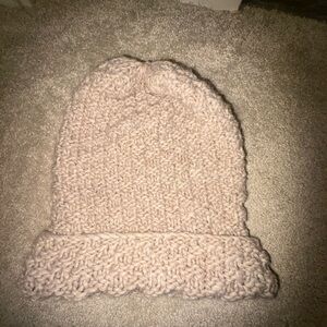 Chunky Knit Beige Beanie